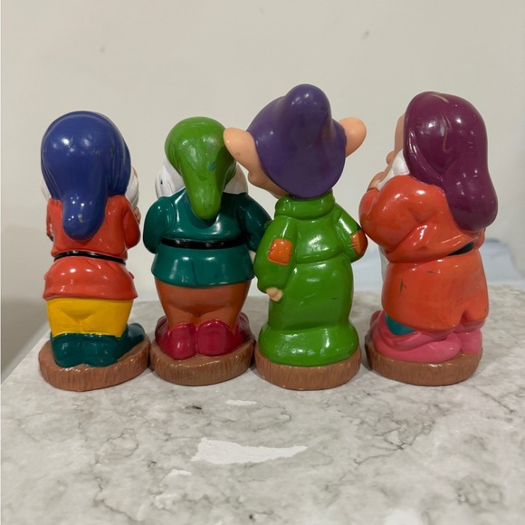 1960s Vintage Snow White Disney 7 Seven Dwarfs collectibles figurines Toys 5” - Picture 7 of 11